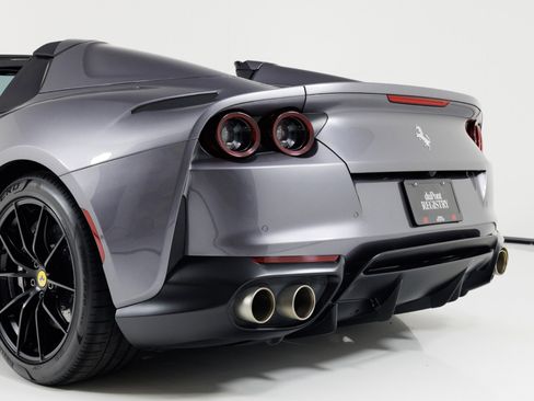 Used 2021 Ferrari 812 GTS RWD image 72