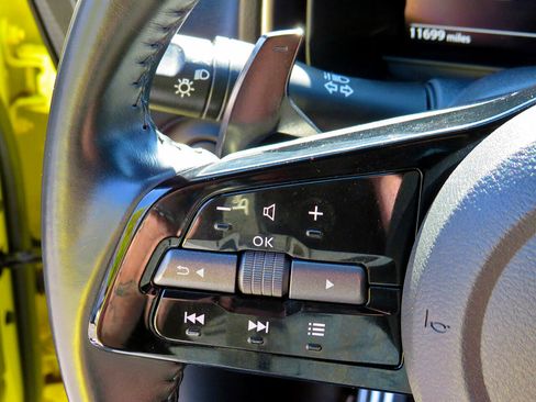 Used 2023 Nissan Z Proto w/ Floor Mat Package (L93) image 23