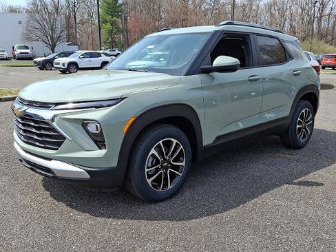 New 2026 Chevrolet TrailBlazer LT image 2