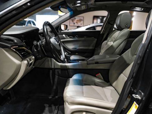 Used 2018 Cadillac CTS Luxury AWD/4WD image 4