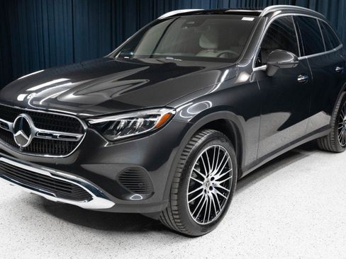 New 2026 Mercedes-Benz GLC 300 4MATIC image 1
