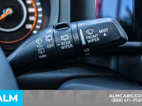 Used 2024 Jeep Wrangler Sahara image 29