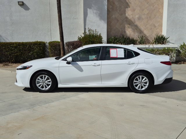 Used 2026 Toyota Camry LE FWD image 9
