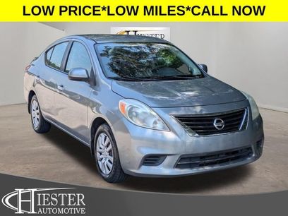 Used 2013 Nissan Versa SV w/ Convenience Pkg