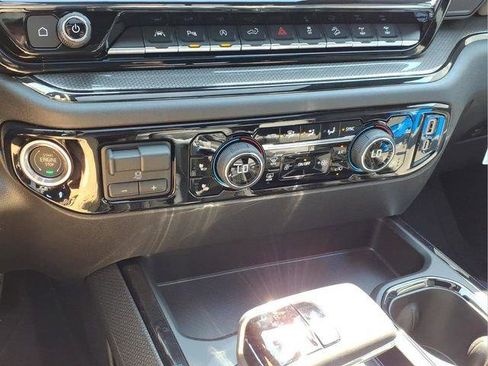 New 2026 Chevrolet Silverado 1500 ZR2 AWD/4WD image 18