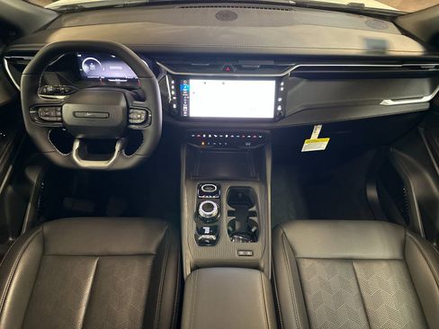 New 2026 Jeep Cherokee Overland w/ Advanced Pro Tech Group AWD/4WD image 12