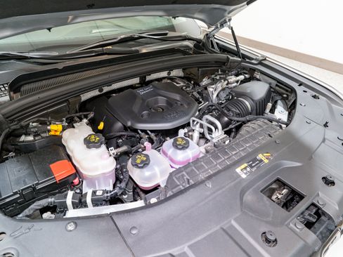 Used 2023 Jeep Grand Cherokee 4WD 4xe image 36