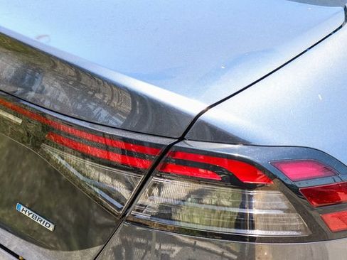 Used 2025 Honda Accord EX-L image 10