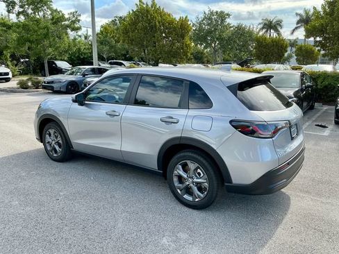 New 2026 Honda HR-V LX image 4