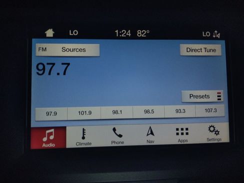 Used 2019 Ford Fusion SE w/ Equipment Group 151A FWD image 25