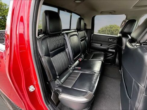 Certified 2024 Nissan Frontier SL RWD image 25