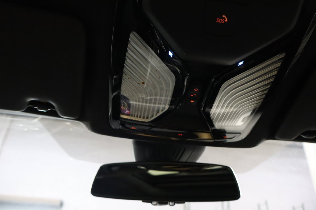 Used 2023 BMW i4 eDrive40 w/ M Sport Package RWD image 23