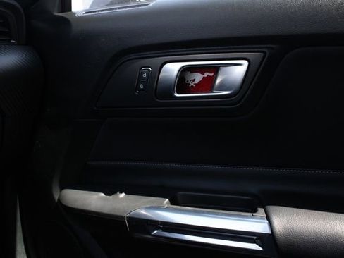 Used 2020 Ford Mustang Coupe image 20