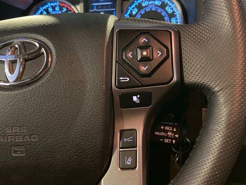 Used 2022 Toyota Tacoma SR5 image 18