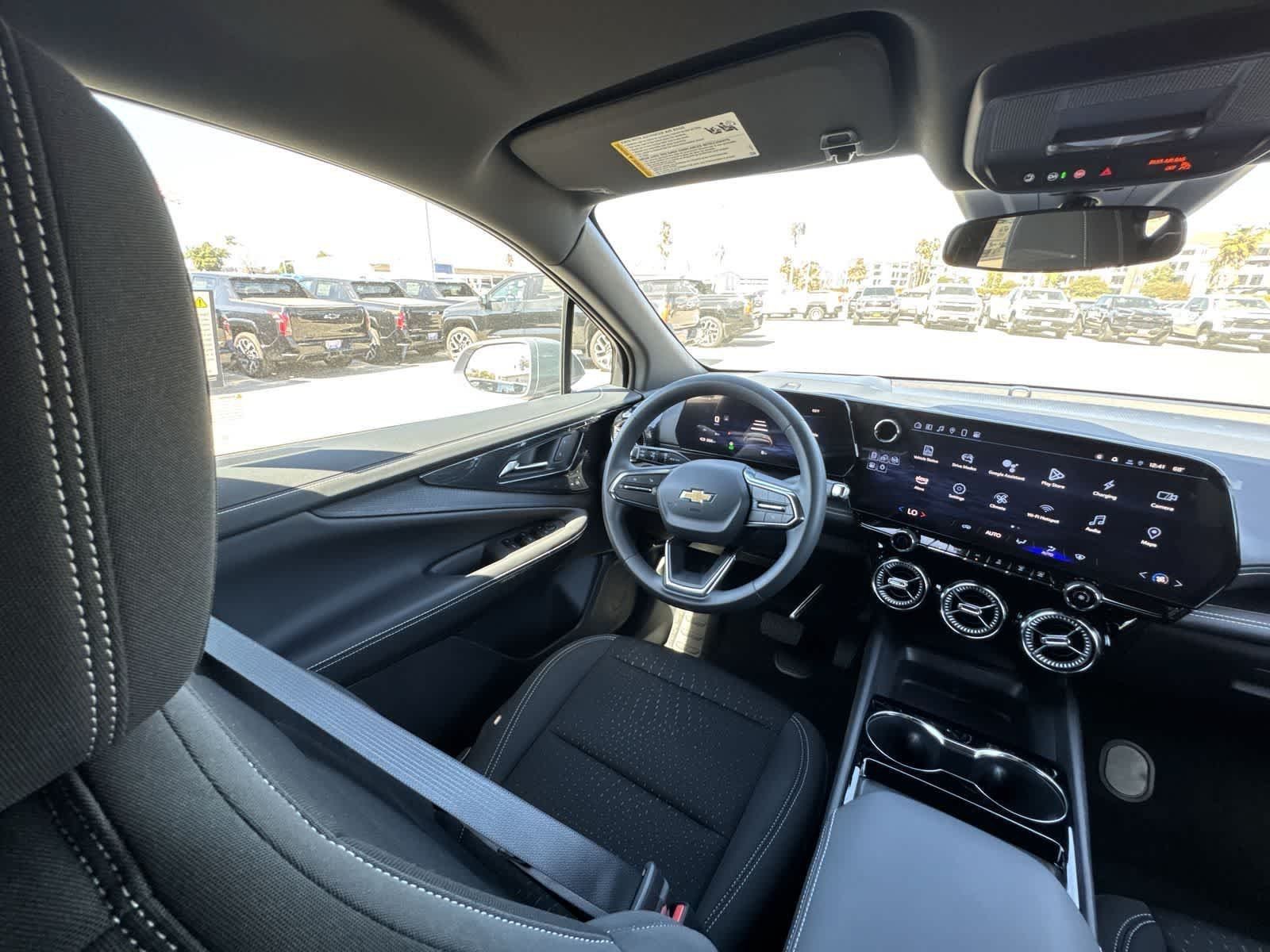 New 2025 Chevrolet Blazer EV LT AWD/4WD image 9