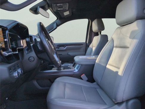 Used 2022 GMC Sierra 1500 SLT w/ SLT Premium Plus Package image 13