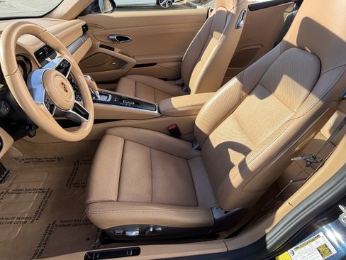 Used 2017 Porsche 911 Carrera image 17