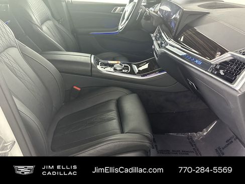 Used 2025 BMW X5 xDrive50e image 12