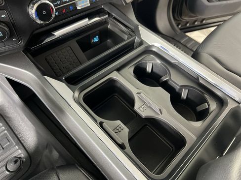 Used 2023 Ford F350 Lariat w/ Lariat Ultimate Package AWD/4WD image 17