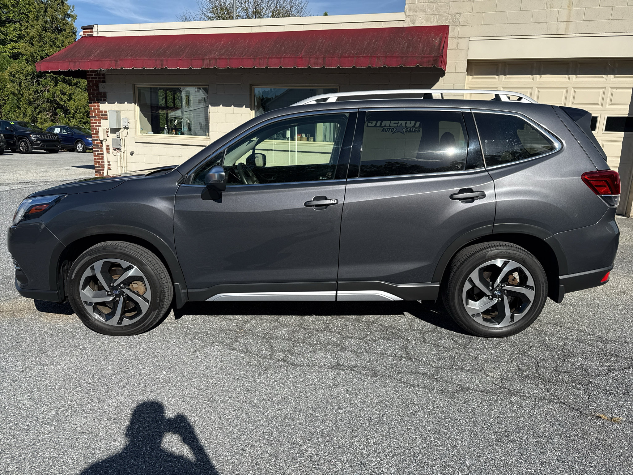 Used 2024 Subaru Forester Touring AWD/4WD image 2