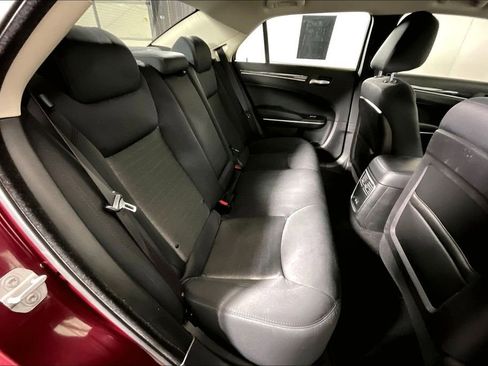 Used 2019 Chrysler 300 Touring w/ Sport Appearance Package RWD image 35