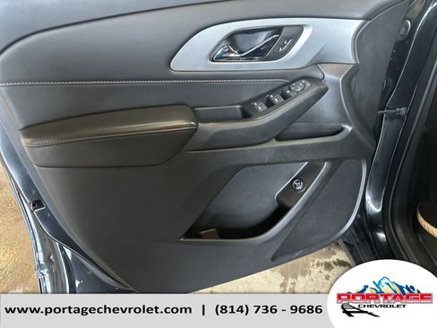 Used 2019 Chevrolet Traverse LT image 10