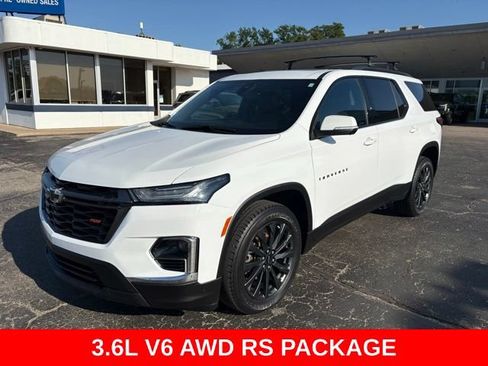 Used 2023 Chevrolet Traverse RS AWD/4WD image 1