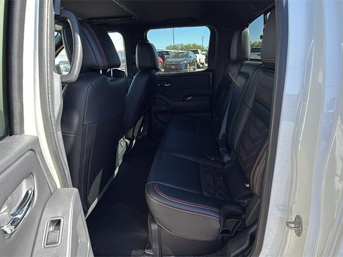 Used 2025 Nissan Frontier Pro-X w/ Pro Premium Package image 15