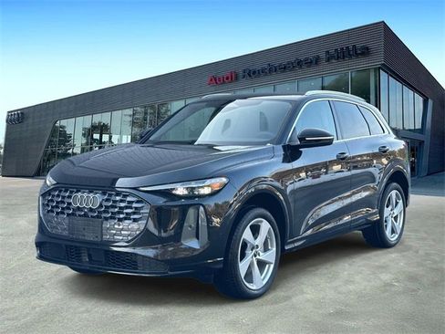 New 2025 Audi Q5 2.0T Premium Plus image 1