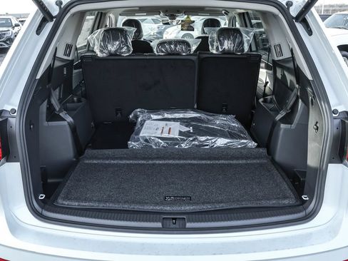 New 2026 Volkswagen Atlas Peak Edition AWD/4WD image 37
