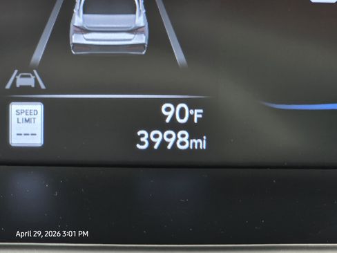 Certified 2025 Hyundai Elantra Sport FWD image 29