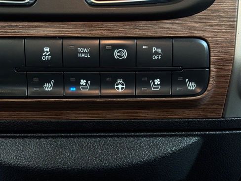 Used 2014 RAM 2500 Laramie image 37