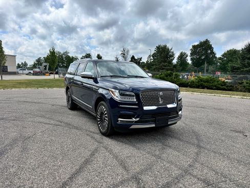 Used 2020 Lincoln Navigator L Black Label AWD/4WD image 3