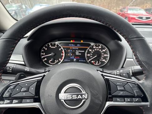 Certified 2024 Nissan Altima 2.5 SR image 18