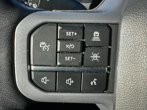 Certified 2023 Ford F150 Lariat w/ Equipment Group 502A High image 21