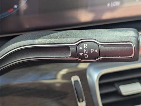 Used 2020 Mercedes-Benz GLE 350 4MATIC image 12