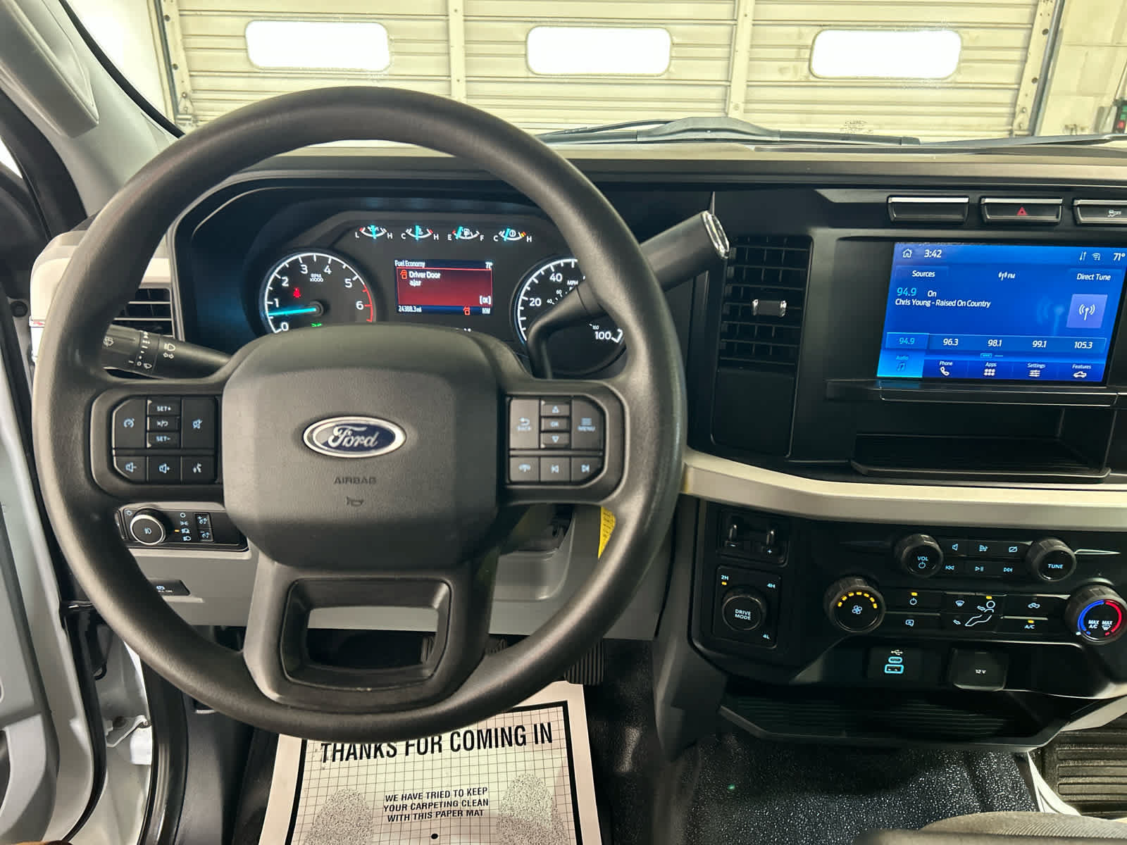 Used 2023 Ford F250 XL w/ Snow Plow Prep Package AWD/4WD image 25