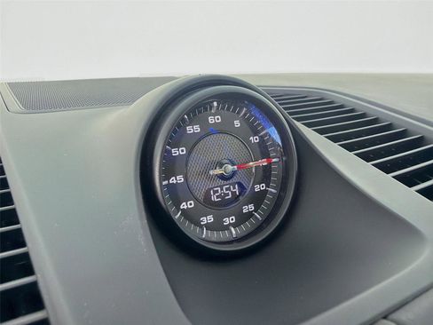 Certified 2022 Porsche Cayenne Turbo image 16