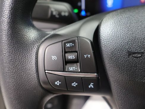 Used 2025 Ford Escape Active AWD/4WD image 33