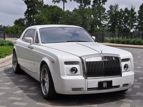 Used 2009 Rolls-Royce Phantom Coupe image 12