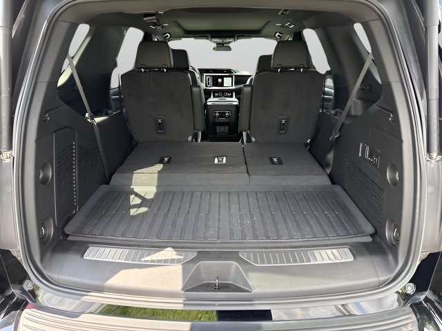 Used 2023 GMC Yukon Denali AWD/4WD image 23