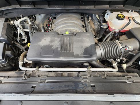Used 2024 Chevrolet Silverado 1500 High Country w/ Technology Package AWD/4WD image 16