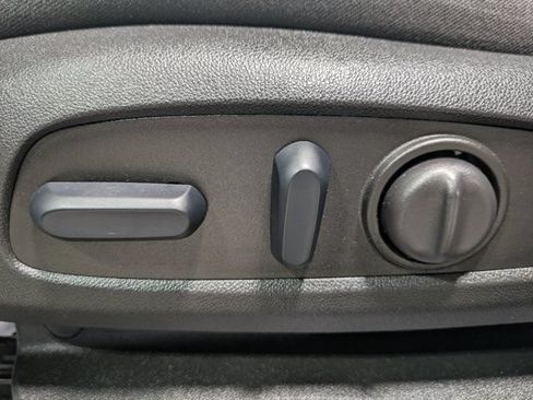 Used 2023 Chevrolet Equinox LT w/ LPO, Floor Liner Package AWD/4WD image 20