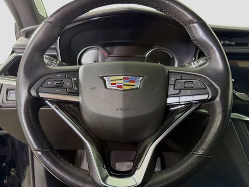 Used 2023 Cadillac XT6 Premium Luxury AWD/4WD image 14