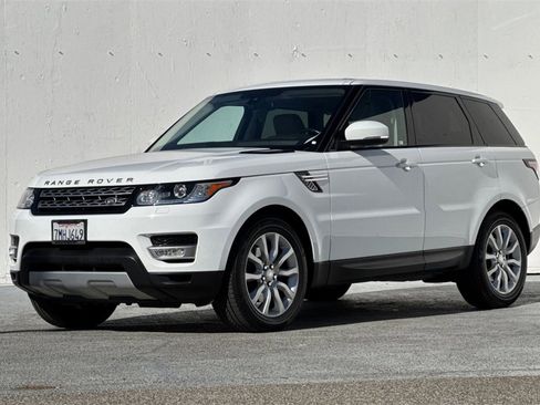 Used 2015 Land Rover Range Rover Sport HSE image 8