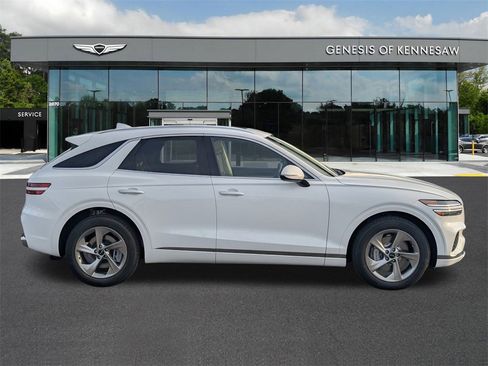 New 2026 Genesis GV70 2.5T Select image 8