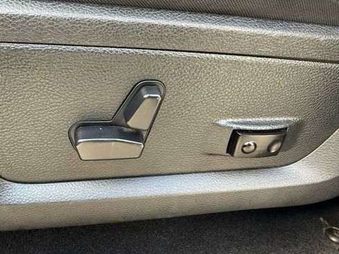 Used 2018 RAM 1500 Sport w/ Hydro Blue Sport Package image 21