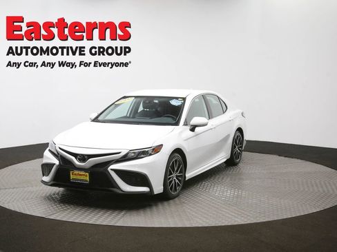 Used 2024 Toyota Camry SE FWD image 53