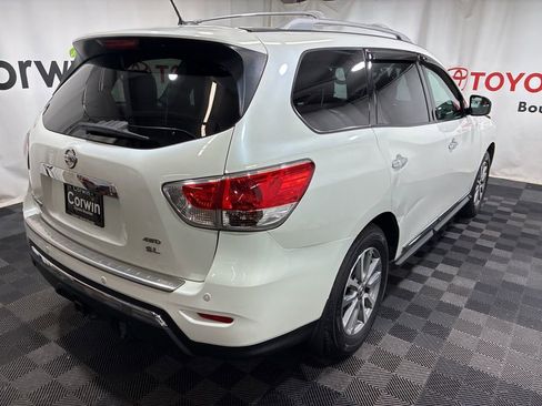 Used 2015 Nissan Pathfinder SL w/ SL Premium Package AWD/4WD image 8