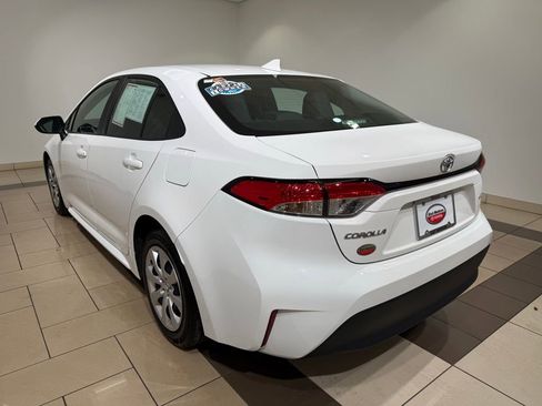 Certified 2024 Toyota Corolla LE image 3